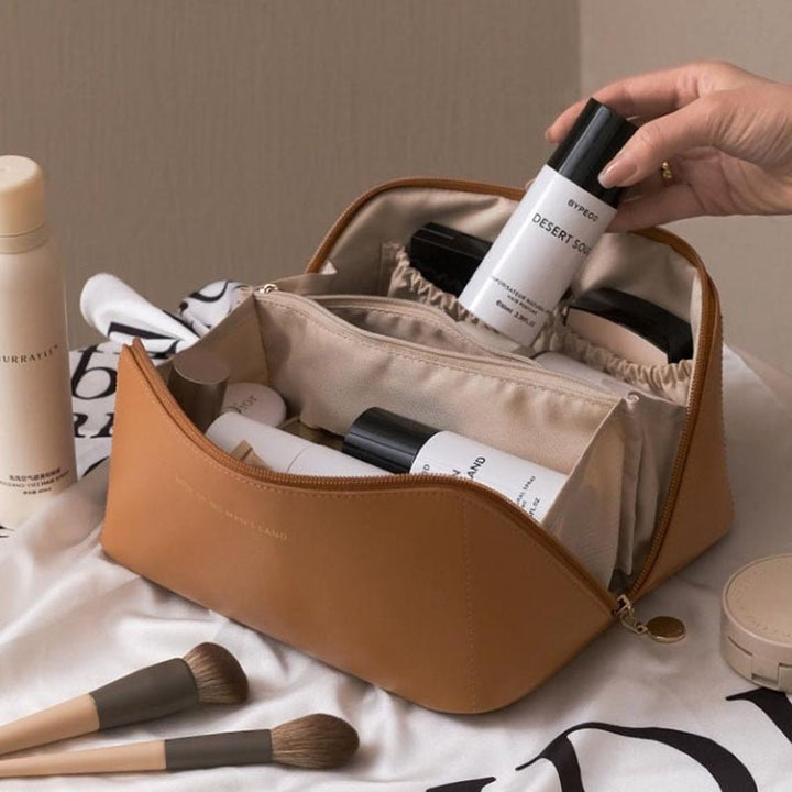 Charly - Luxurious Cosmetic Bag