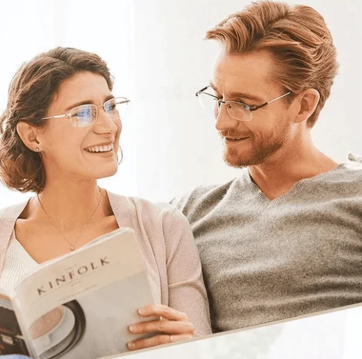 Charly | Viselio Intelligent Reading Glasses with Progressive Lenses | Ultra-Light & Blue Light Filter | For Near & Distant Vision | Titanium Frame TR90