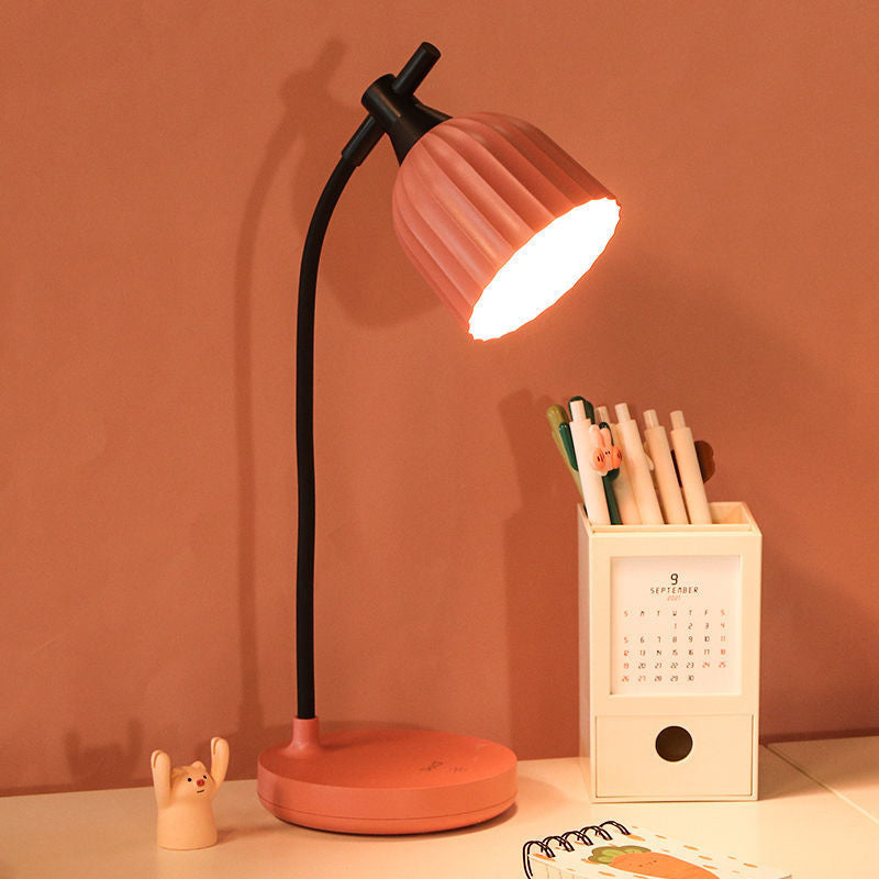 Charly | Adjustable LED Desk Lamp | Modern Minimalist Design | Dimmable