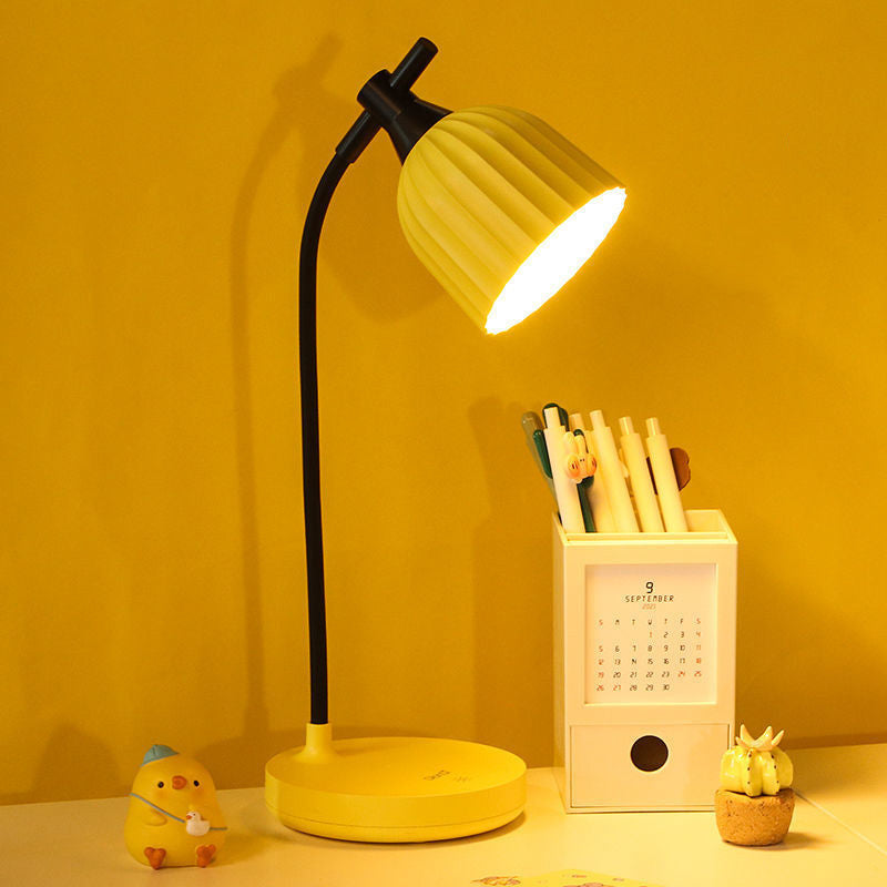 Charly | Adjustable LED Desk Lamp | Modern Minimalist Design | Dimmable