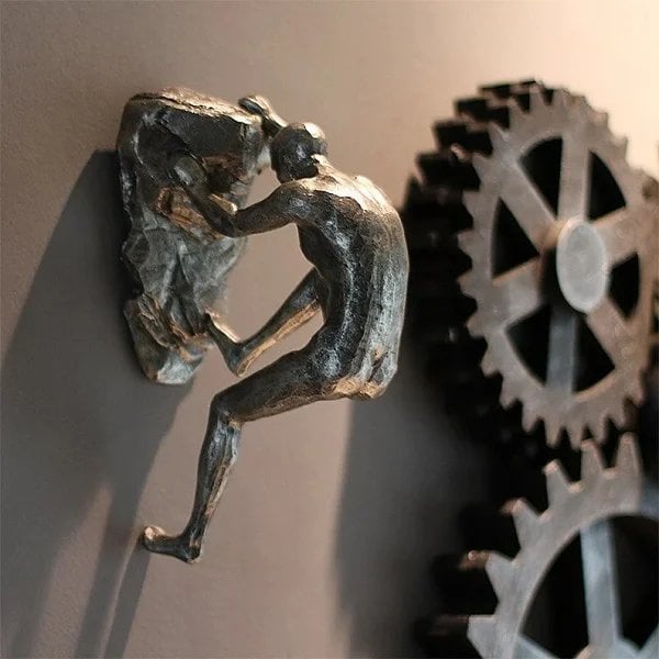 Charly | Climber Sculpture