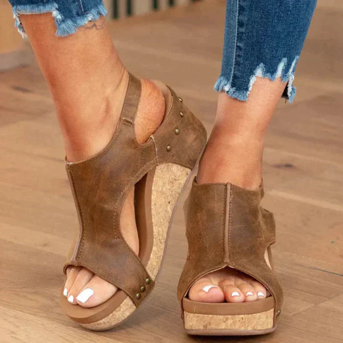 Charly Elegant and Comfortable Wedge Heels