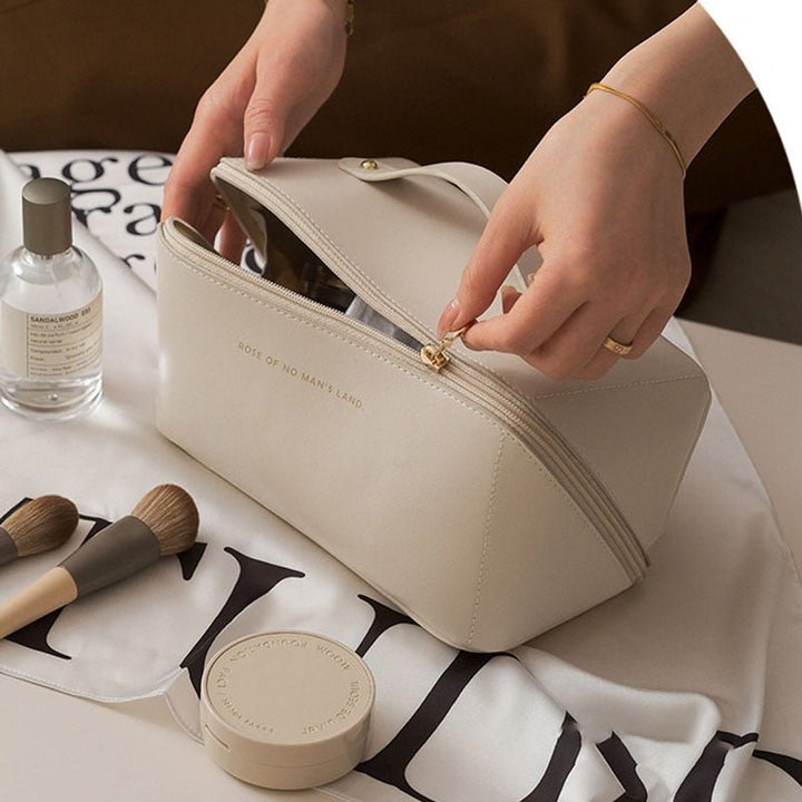 Charly - Luxurious Cosmetic Bag