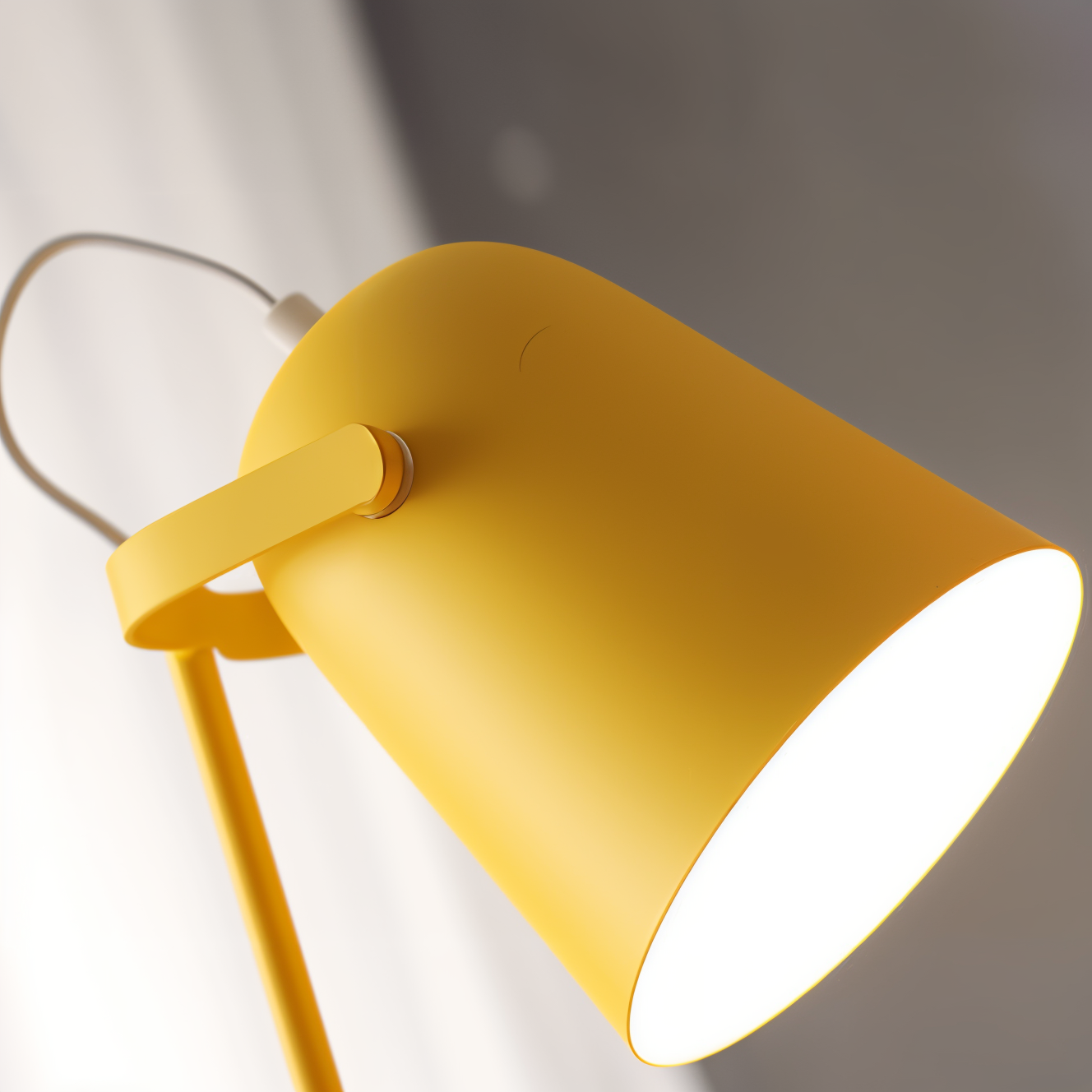Charly | Macaron Table Lamp - Nordic Yellow Desk Lamp - Adjustable Lamp