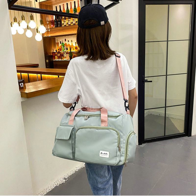 Charly | Multi-pocket travel bag, sports and gym bag with separate shoe compartment