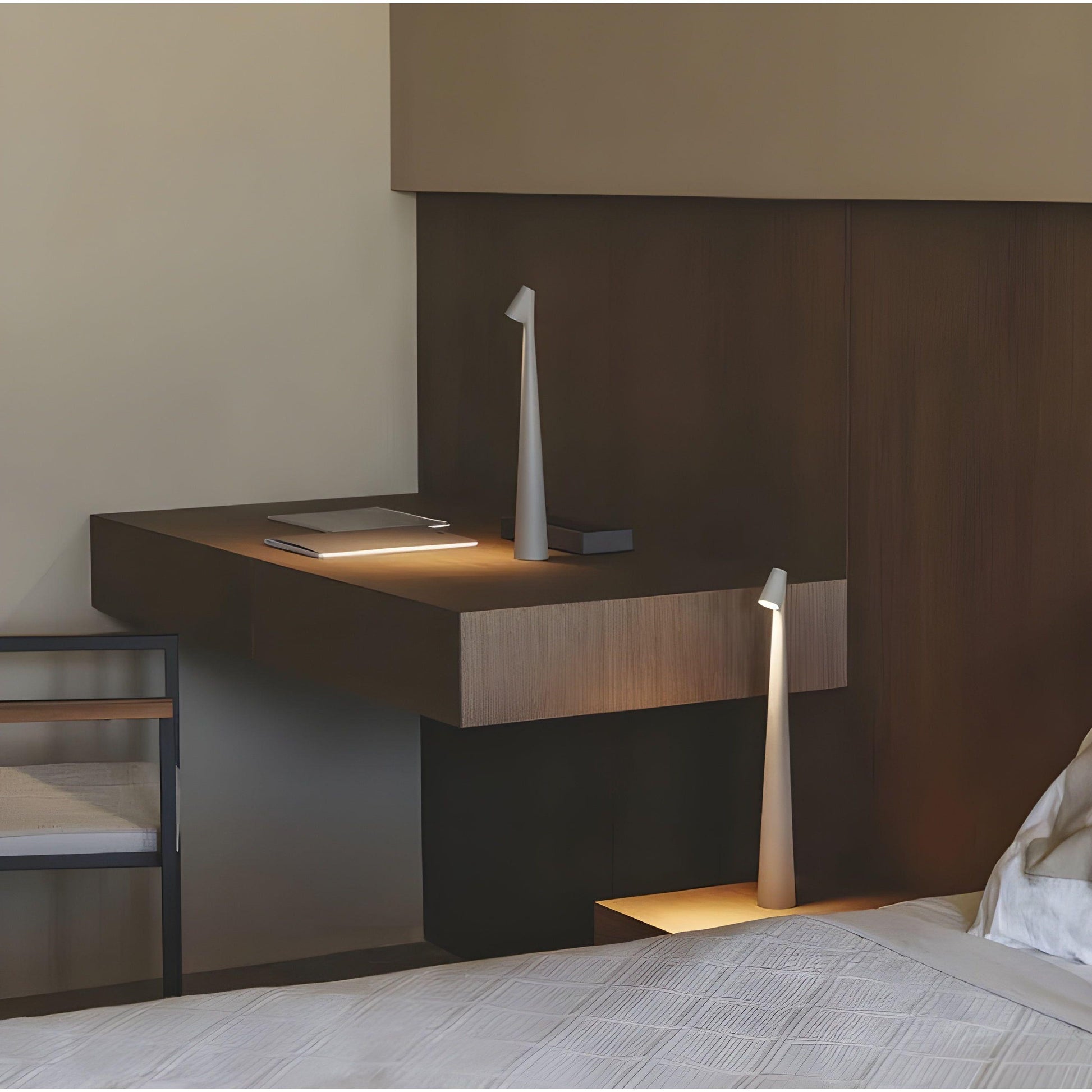 Charly | Nordic Minimalist LED Wireless Table Lamp