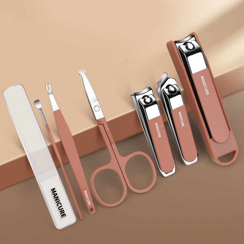 Charly | Portable 7-piece manicure set with nail clippers