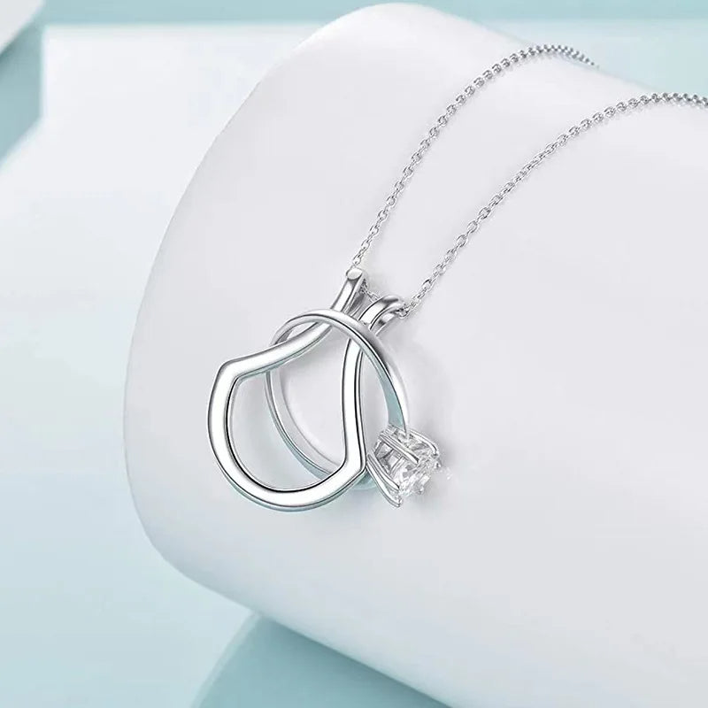 Charly | Protect your precious ring when you're not wearing it!
