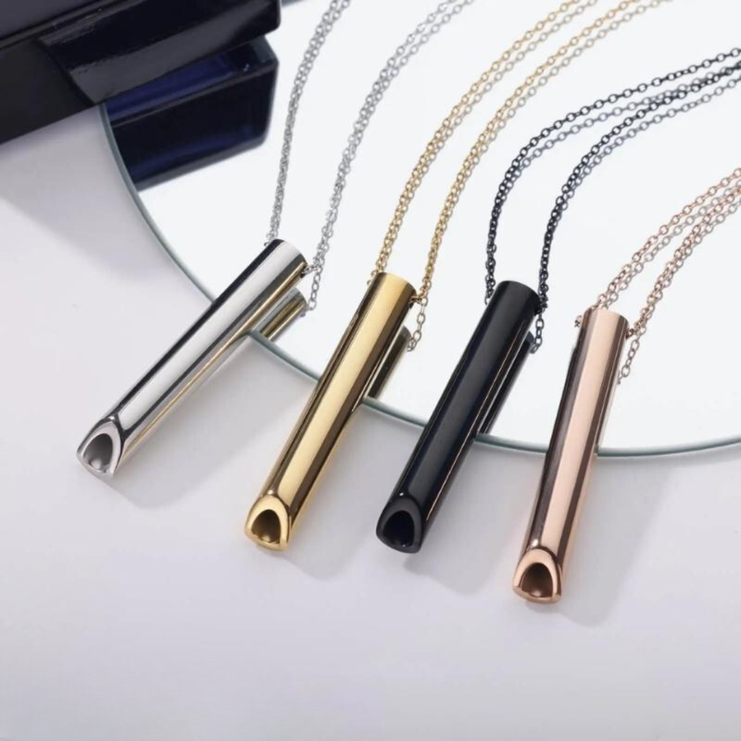 Charly | Smoke-free Breathing Aid – Stop Smoking Breathing Necklace without Nicotine