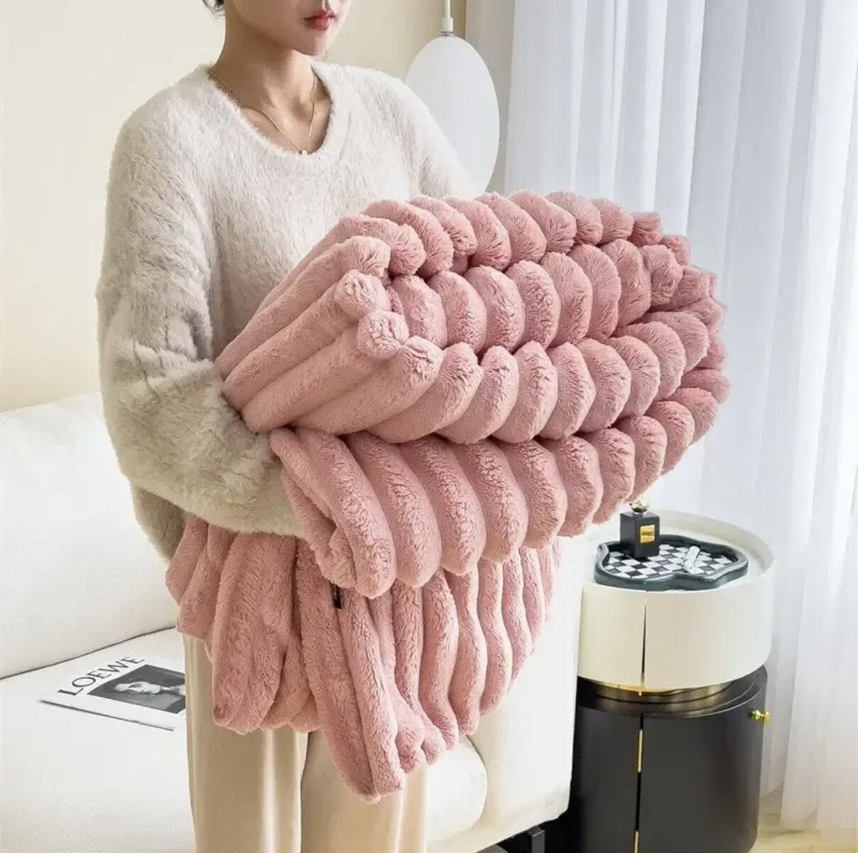 Charly | Textured Plush Blanket