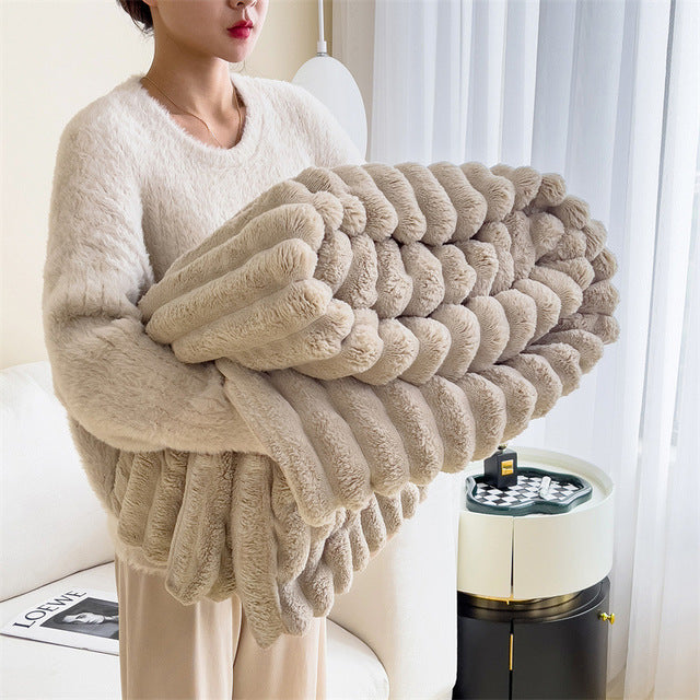 Charly | Textured Plush Blanket