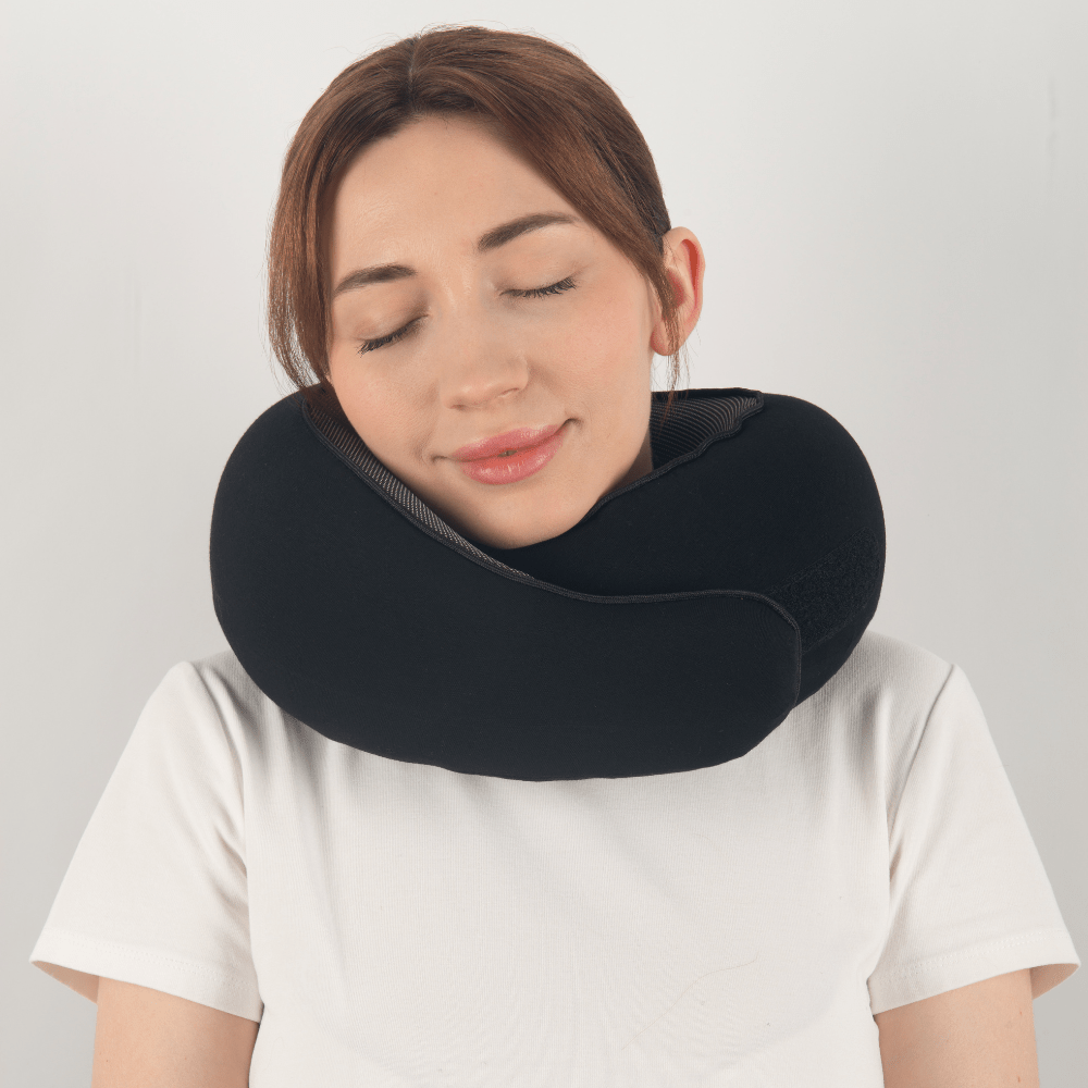 Charly | TRAVELNEST – Ergonomic Travel Pillow for Neck Support