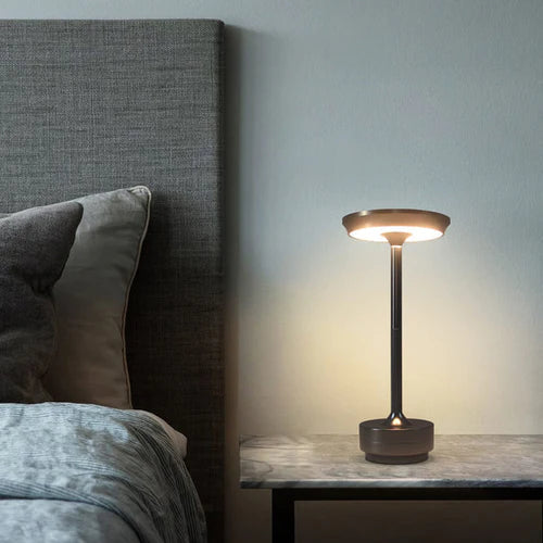 Charly | Wireless LED Table Lamp - Modern Sculptural Design