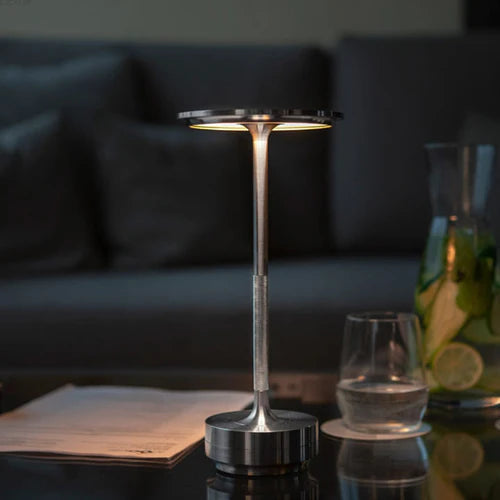 Charly | Wireless LED Table Lamp - Modern Sculptural Design