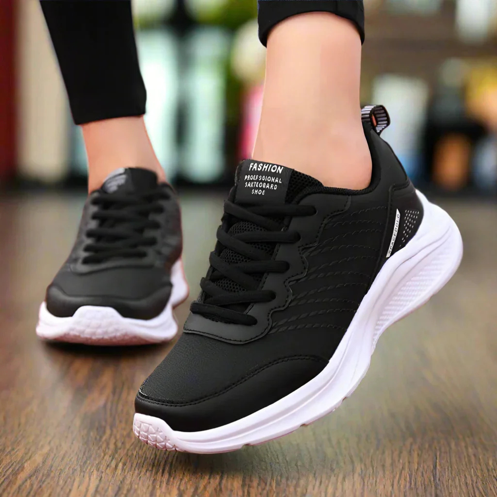 Charly | Women's Slip-Resistant Work Shoes with Lace-Up Closure