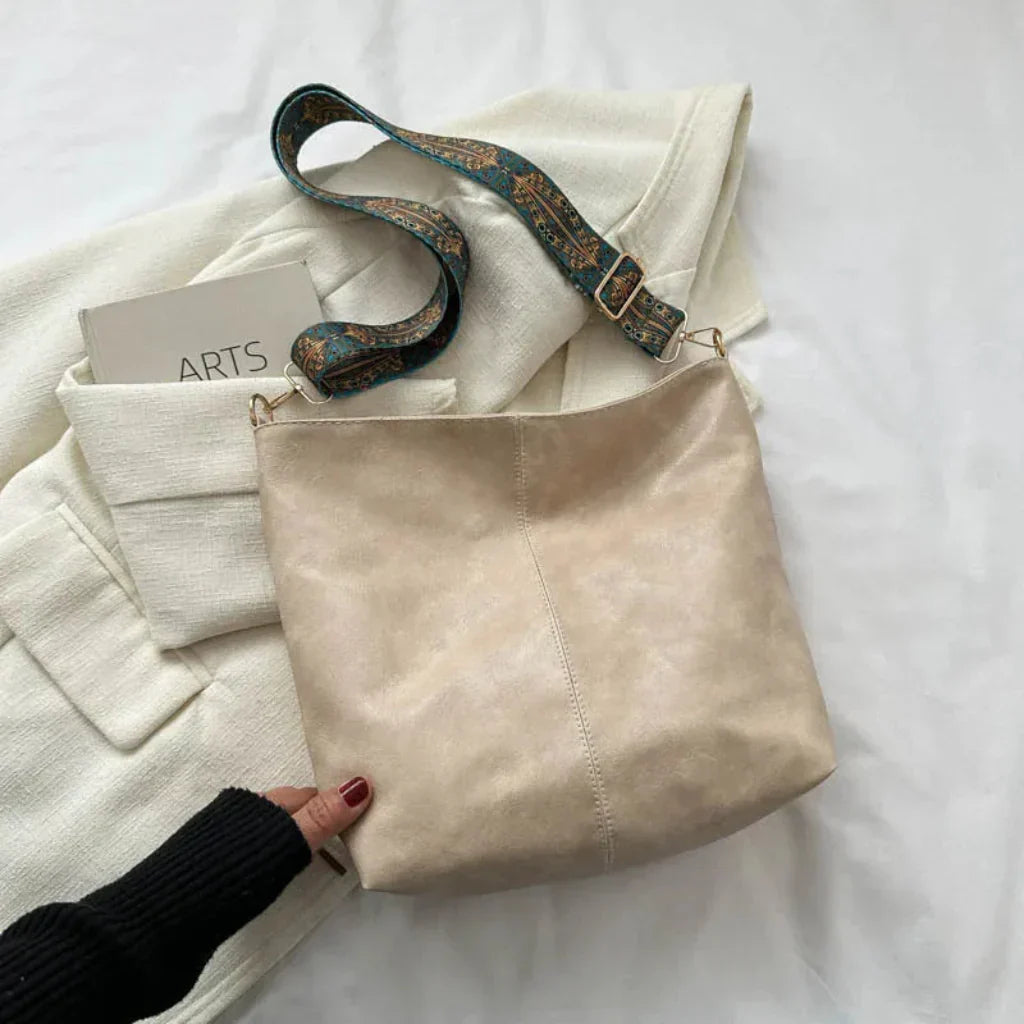 Charly | Women's Vintage Style Shoulder Bag