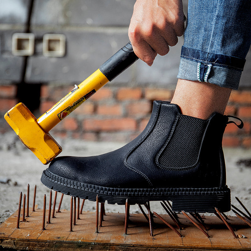 Durable Safety Boots for Harsh Working Conditions