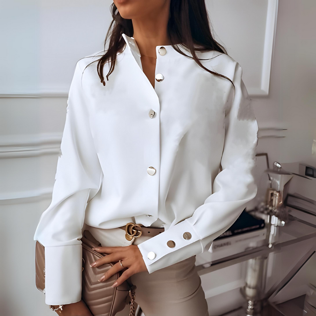 Elegant Button-Up Shirt with Flattering Cut