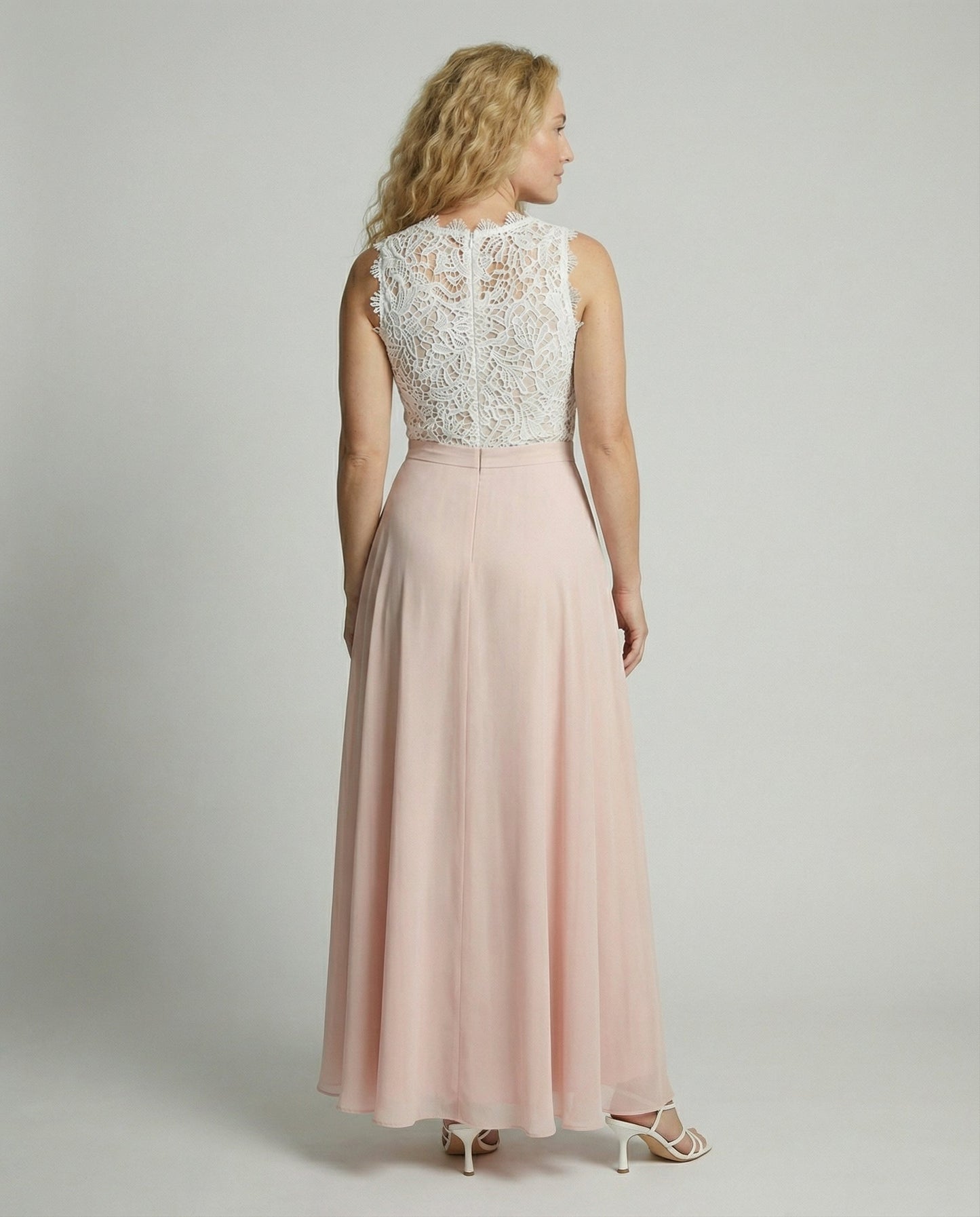 Elegant Women's Summer Dress Made of Lace for Summer | Charly