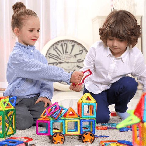 MagnaBuilder Set - Creative magnetic toy for little builders aged 4 and over