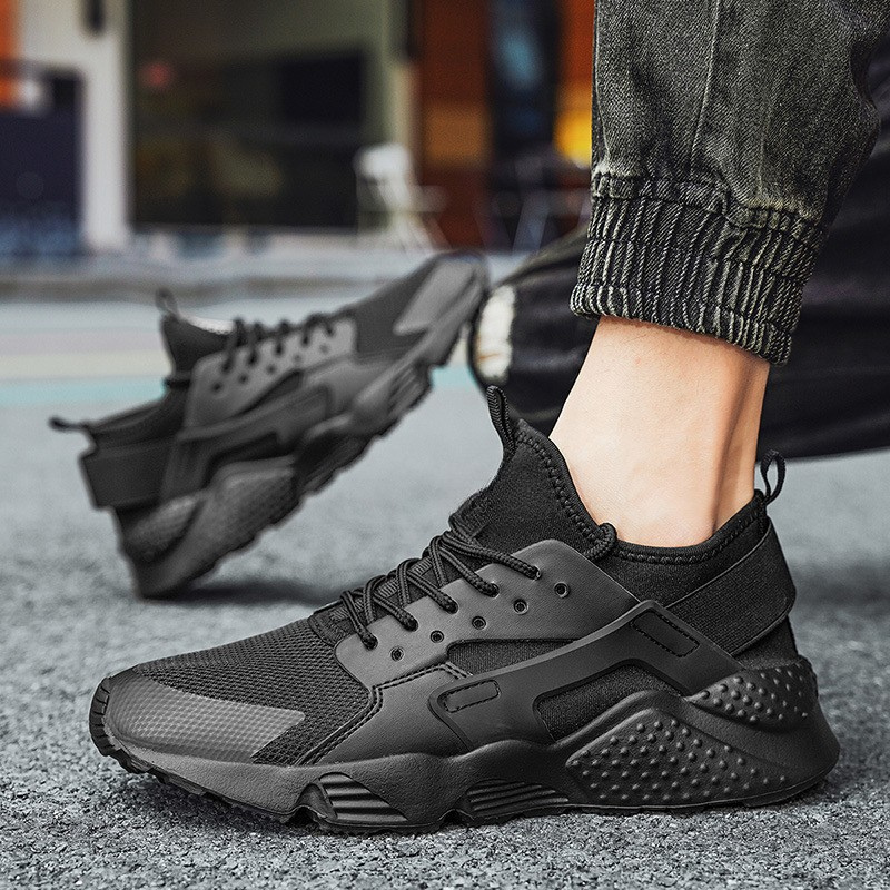 Peter – Lace-Up Sneakers with Breathable Mesh Upper and Non-Slip Sole