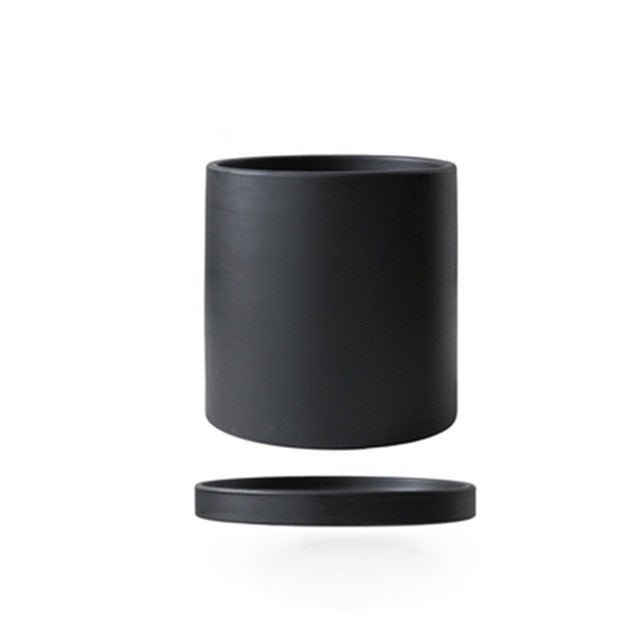 PLANTIVA – Elegant flowerpot made of ceramic with saucer