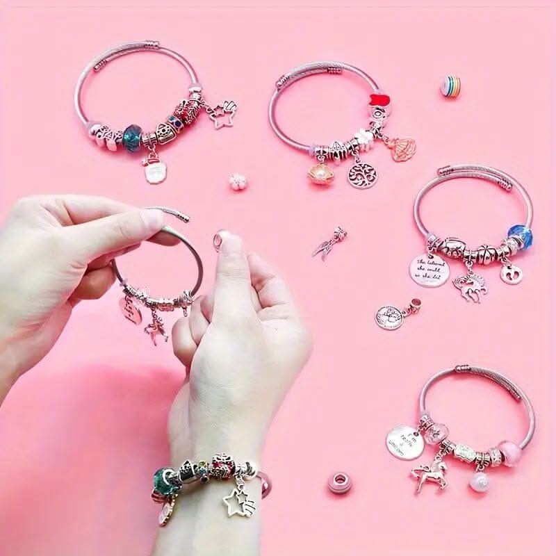 SPARKLINA – Creative Bracelet Craft Kit for Girls with Sparkling Charms